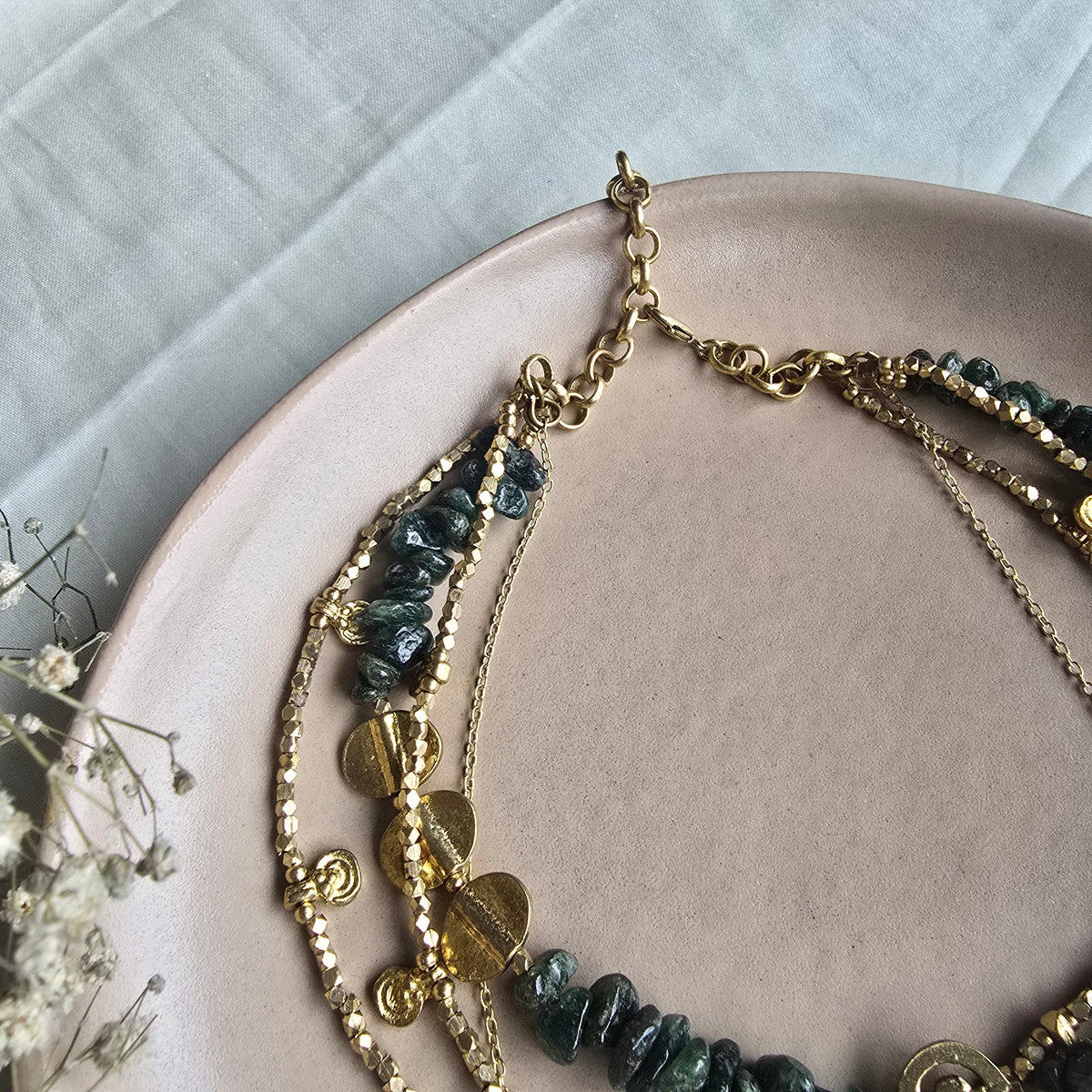 Green maize layered necklace