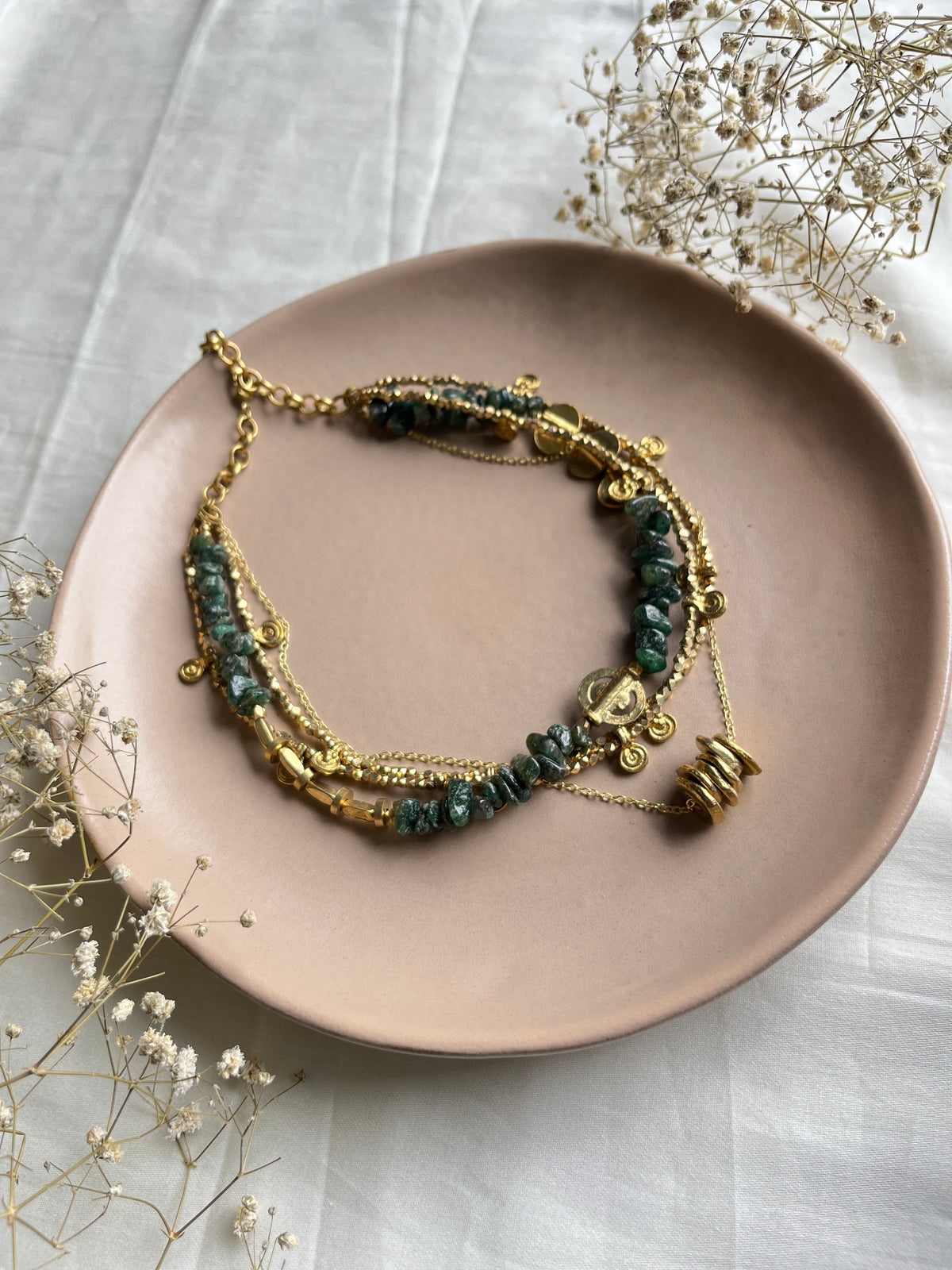 Green maize layered necklace