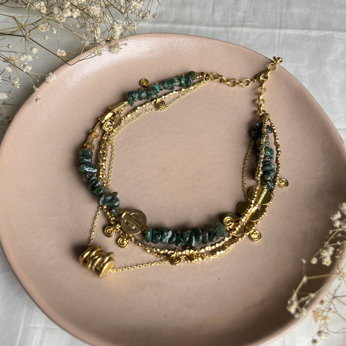 Green maize layered necklace