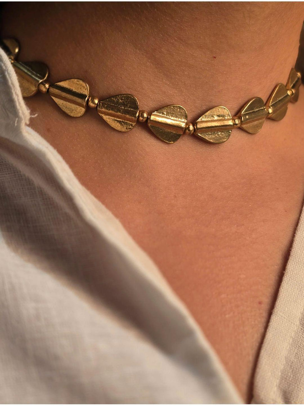 Folia Heart Choker