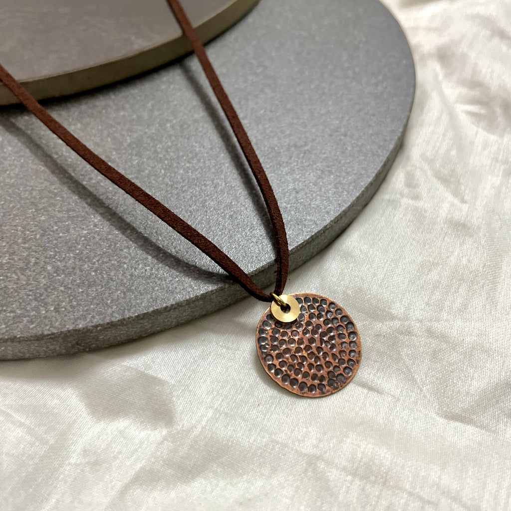 Universal necklace for Men and Women