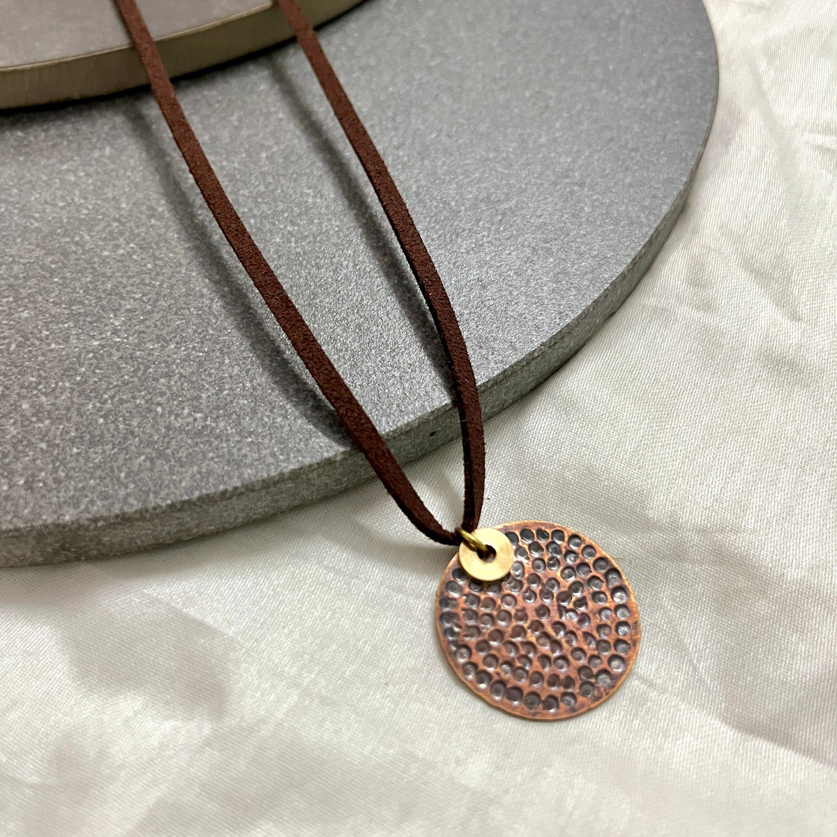 Universal necklace for Men and Women