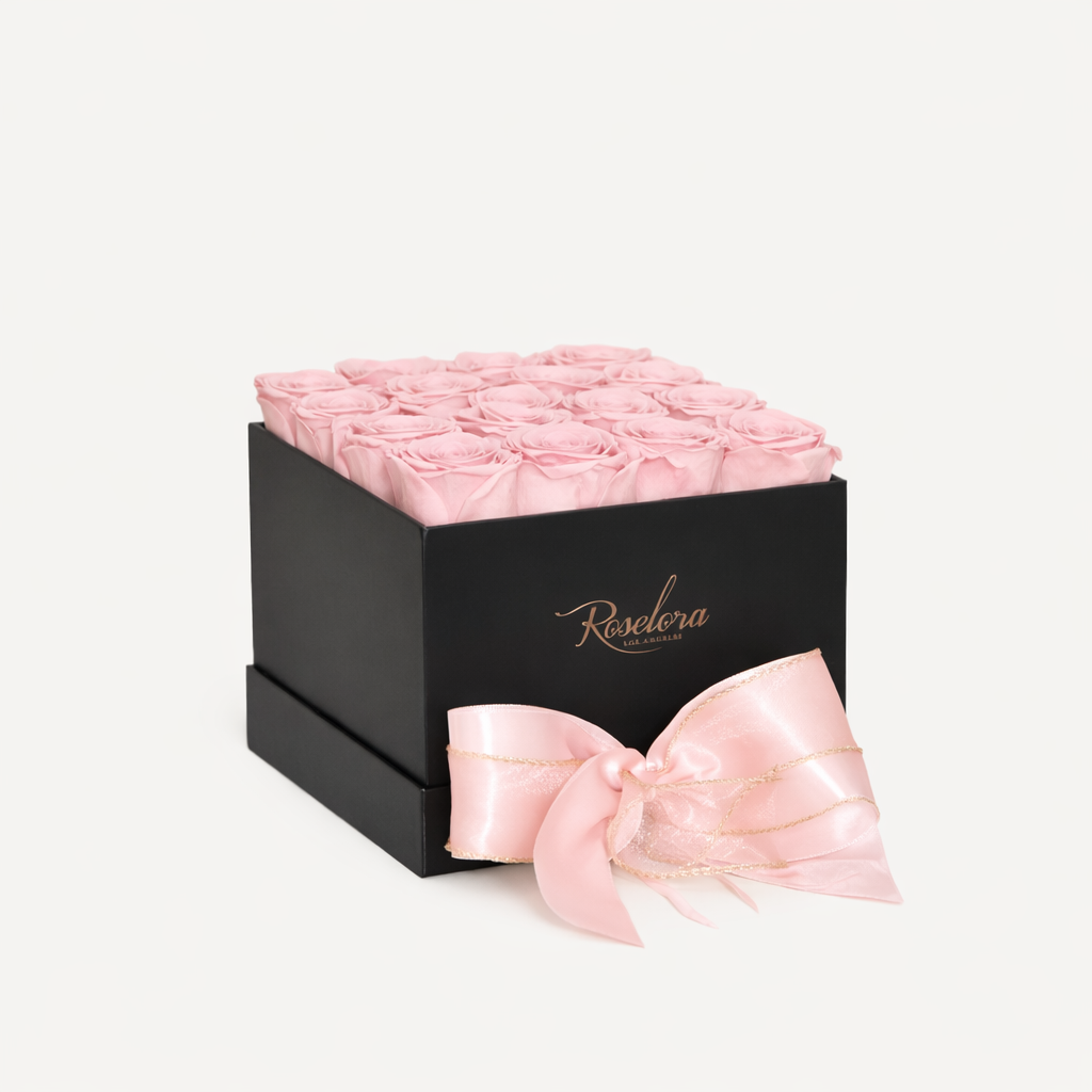 Small Square · 16 Pink Roses