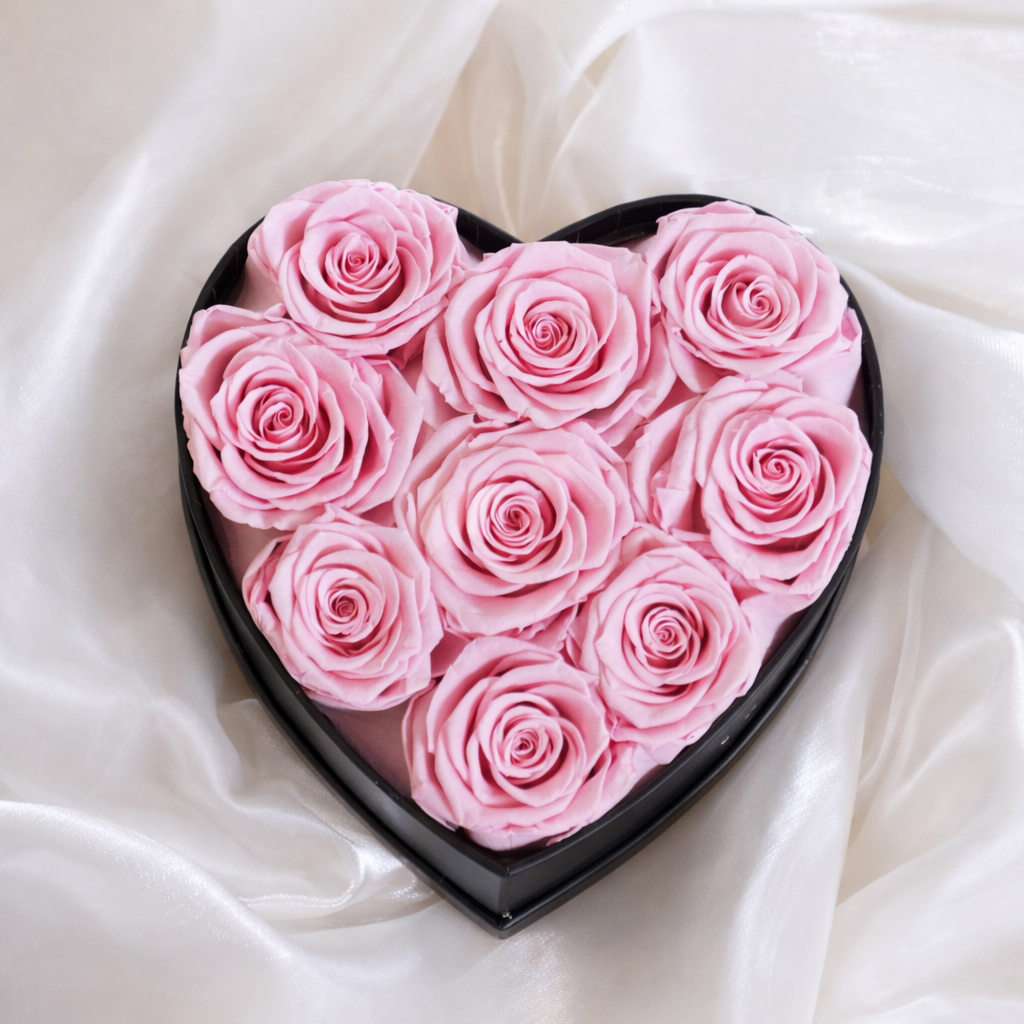 Mini Heart · 9 Pink Roses