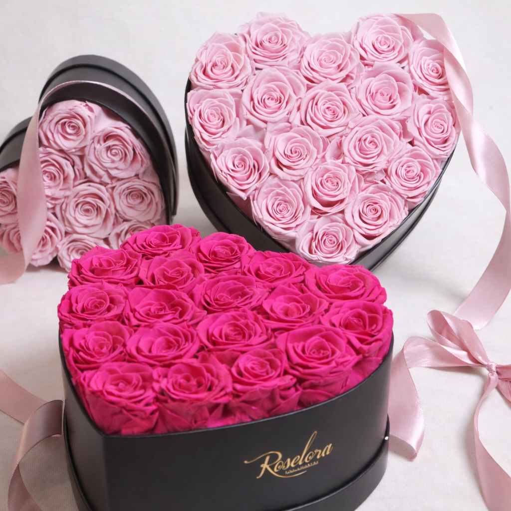 Small Heart · 18 Pink Roses