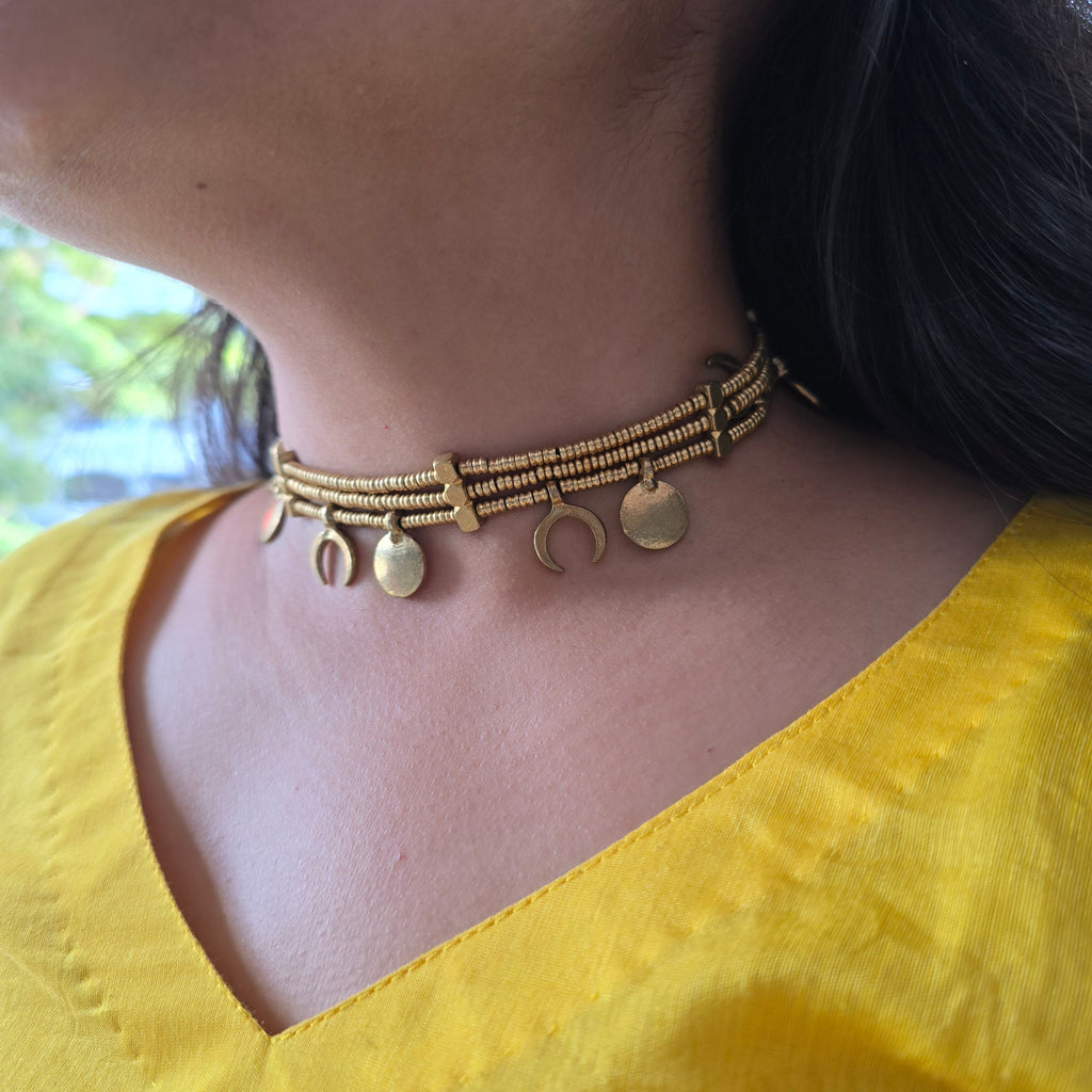 Luna choker