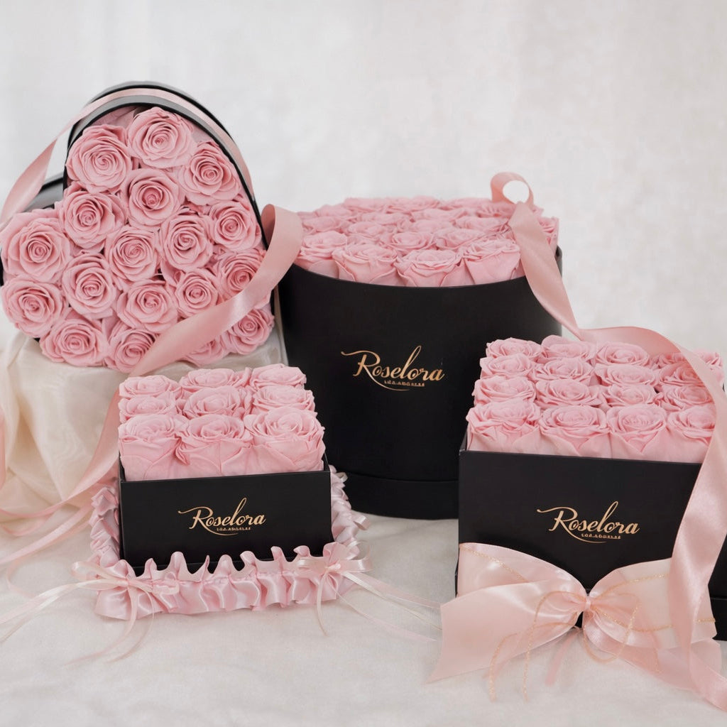 Small Round · 12 Pink Roses